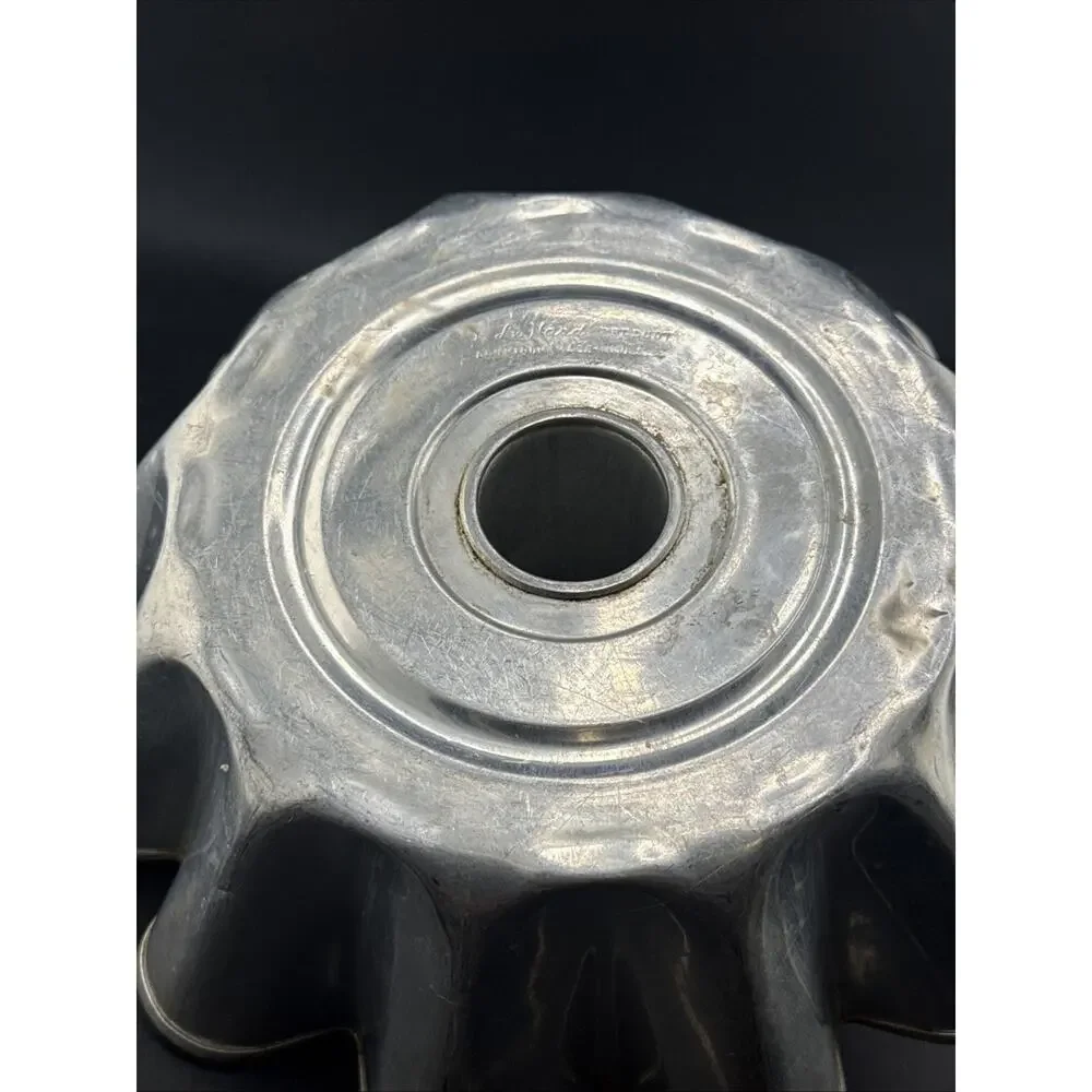 Vintage Le Nard Aluminum Bundt Cake Pan Fluted Tube Mold Made In USA Scalloped